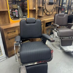 GNT LTS BLACK NECK REST IN MODEL