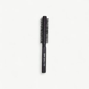 Professional Rodeo styling brush for blow-drying, shaping and controlled salon finishing.